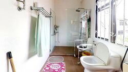 Parry Avenue (D19), Terrace #503511271